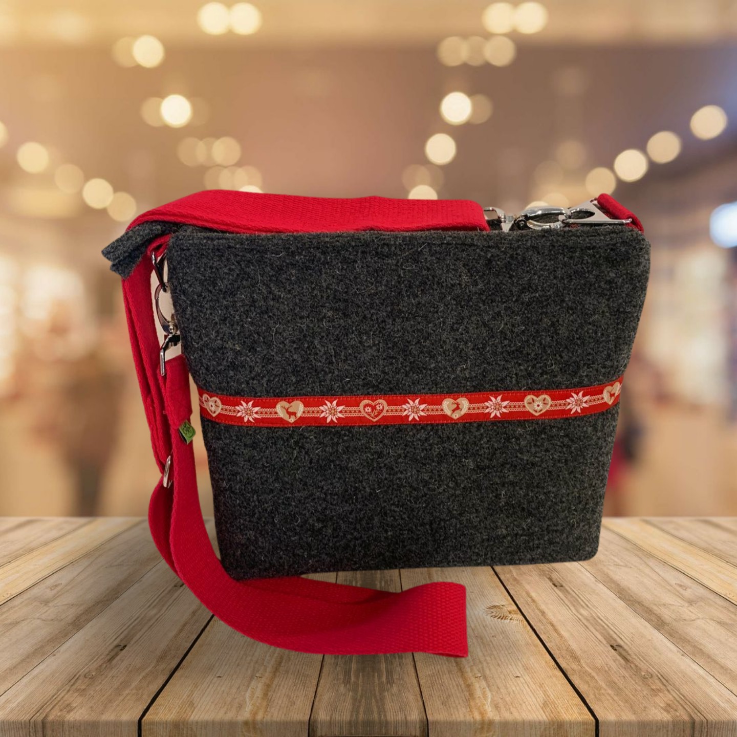 Tasche mit Gurtband
