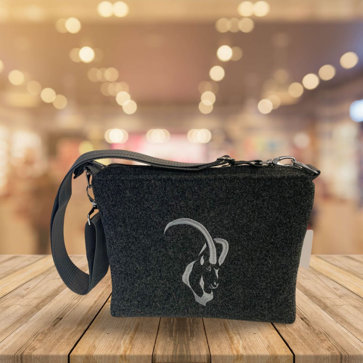 Tasche mit Gurtband